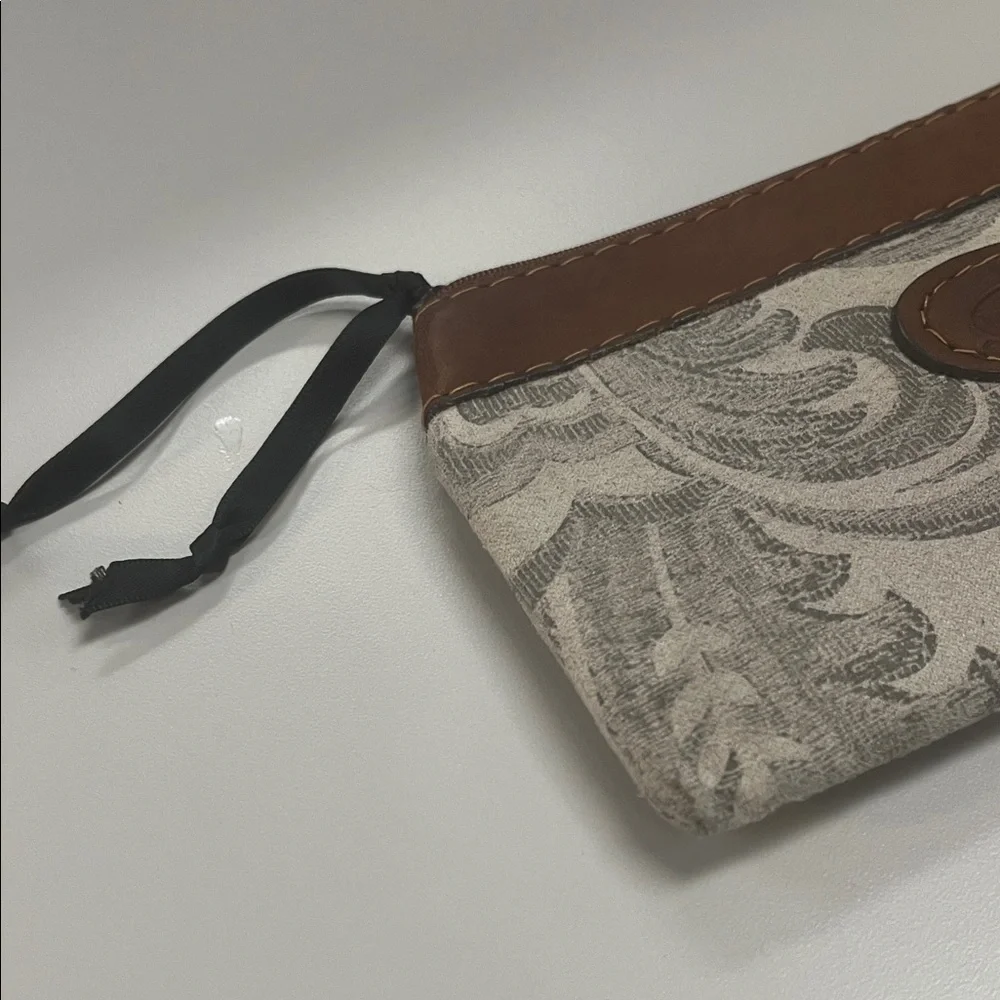 Source Unknown Brown and Gray Patterned Wallet w/Guatemala stamp